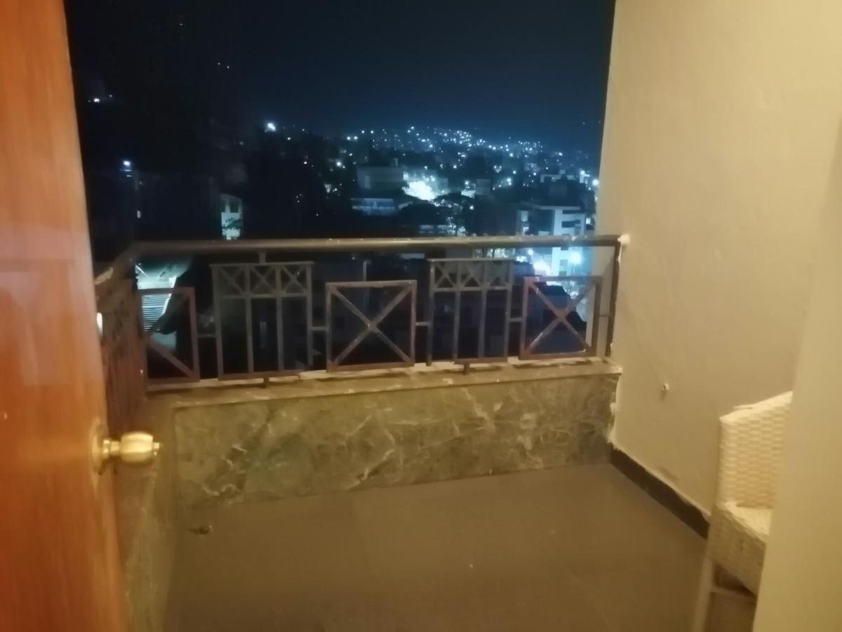 فندق مهراجا ريجنسي ساتارا المظهر الخارجي الصورة